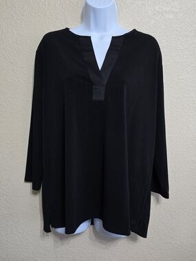 Banana Republic Black Split-Neck Long Sleeve Tunic